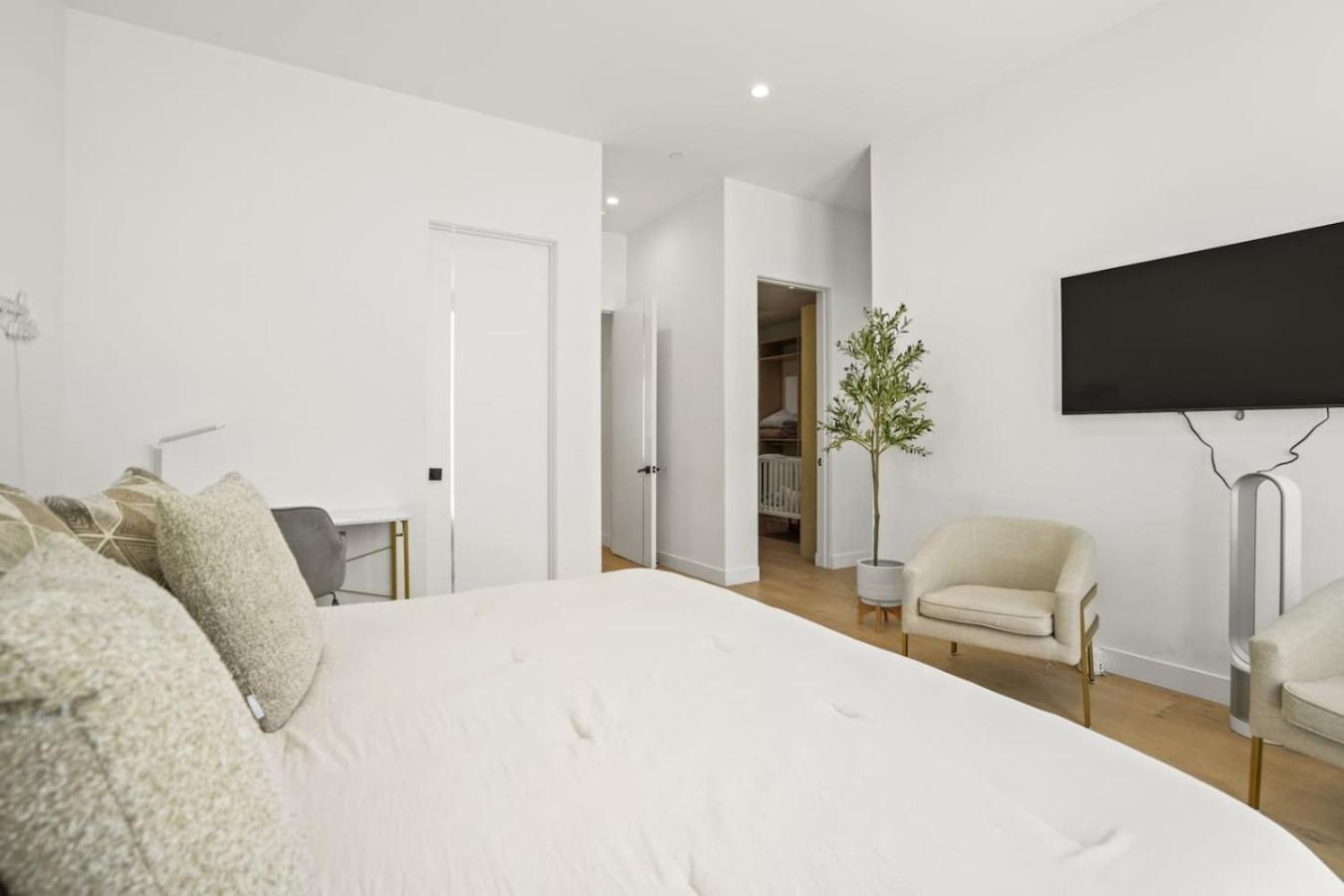 Modern High End High Ceiling 3bd La Casa vacanze Los Angeles